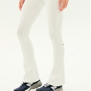 Raquel High Waist Flared Legging